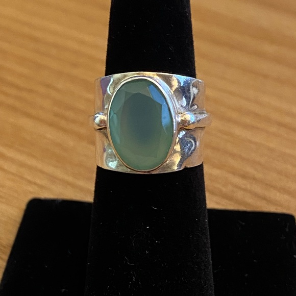 Vintage hallmarked Chalcedony 925 sterling silver ring - Picture 9 of 12